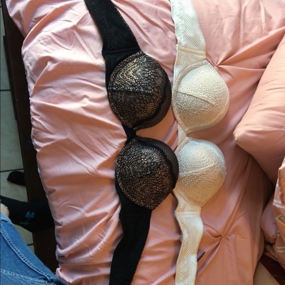 Bras - image 1